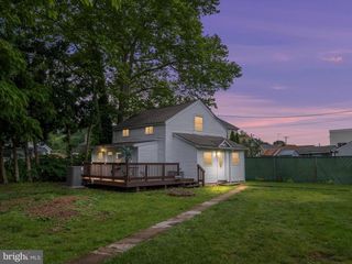 11 FOREST AVE., Wilmington, DE 19805