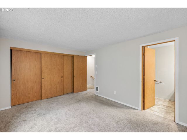 13216 Ne SALMON CREEK Ave, Vancouver, WA 98686