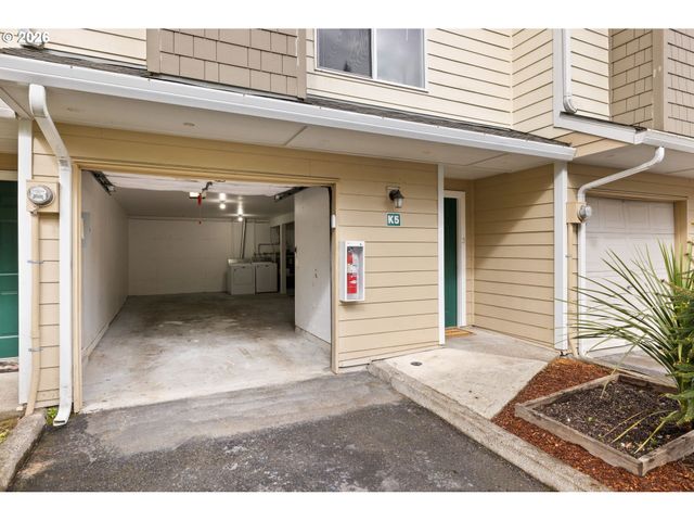13216 Ne SALMON CREEK Ave, Vancouver, WA 98686