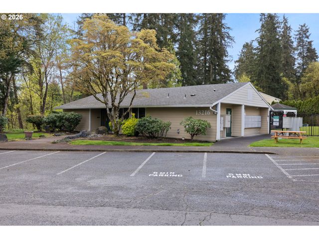 13216 Ne SALMON CREEK Ave, Vancouver, WA 98686