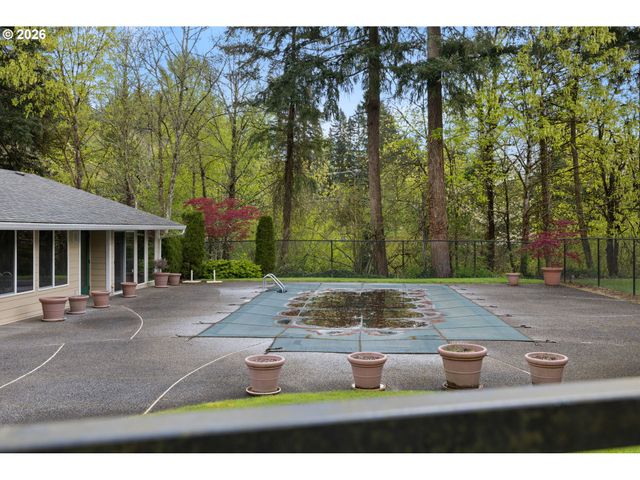 13216 Ne SALMON CREEK Ave, Vancouver, WA 98686