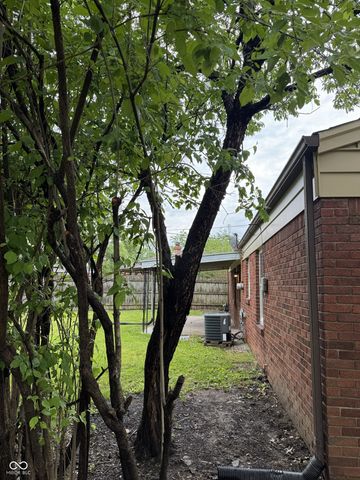 7856 Wysong Drive, Indianapolis, IN 46219