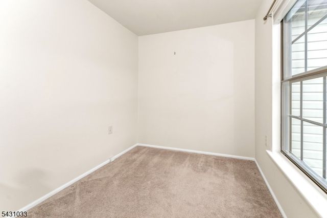 37 Wood Duck Ct, Allamuchy Twp., NJ 07840