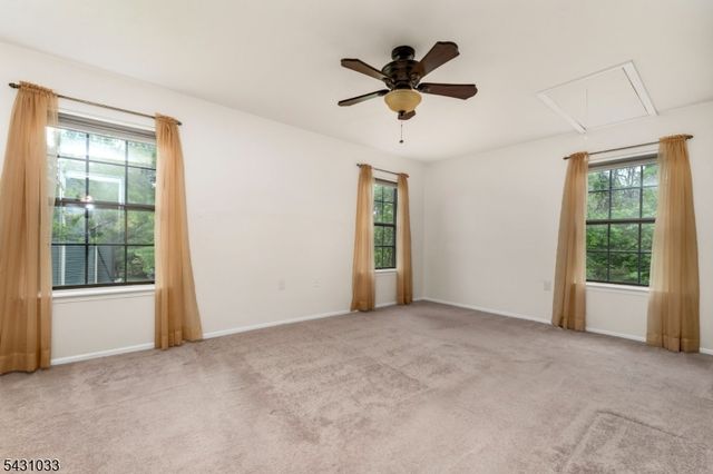 37 Wood Duck Ct, Allamuchy Twp., NJ 07840