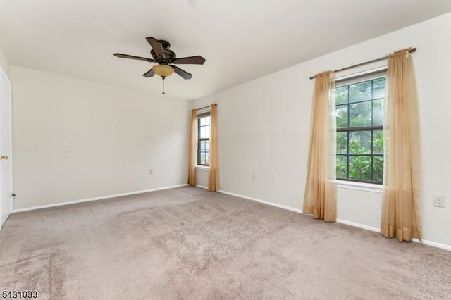 37 Wood Duck Ct, Allamuchy Twp., NJ 07840
