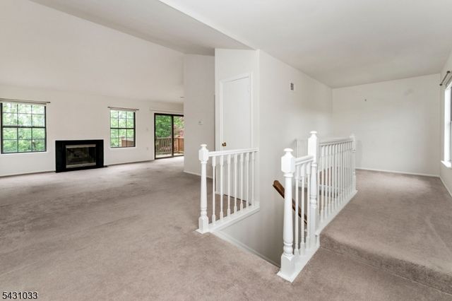 37 Wood Duck Ct, Allamuchy Twp., NJ 07840