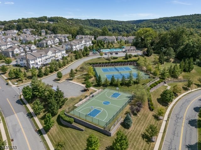 37 Wood Duck Ct, Allamuchy Twp., NJ 07840