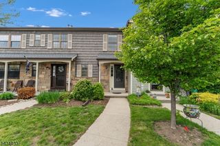 37 Wood Duck Ct, Allamuchy Twp., NJ 07840