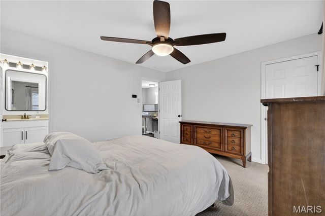 3221 Camp Street, St Charles, MO 63301