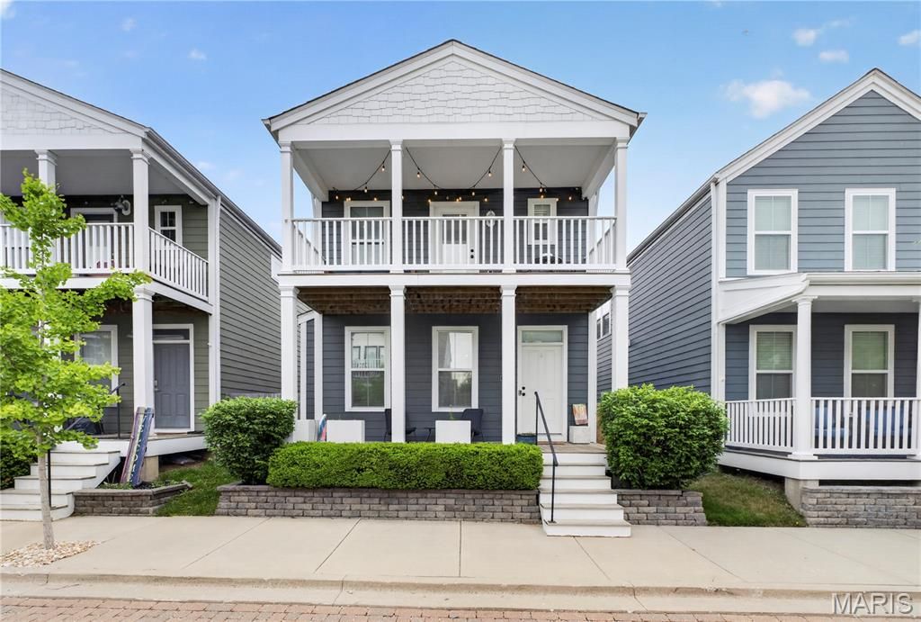 3221 Camp Street, St Charles, MO 63301