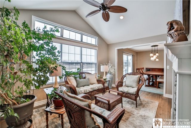 102 Country Club Drive, Grand Island, NY 14072