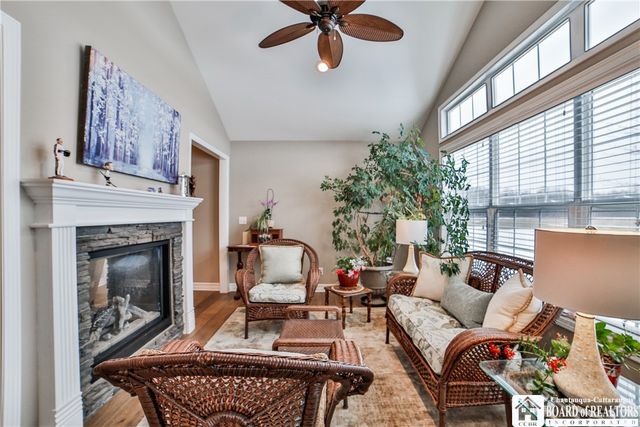 102 Country Club Drive, Grand Island, NY 14072