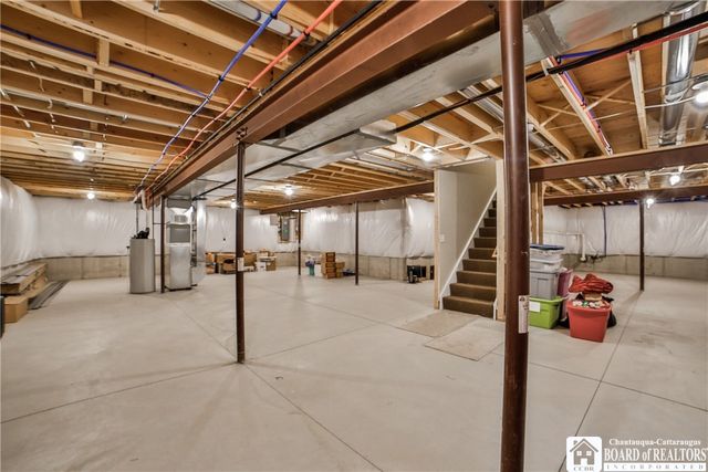 102 Country Club Drive, Grand Island, NY 14072