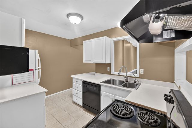 3309 Sunset Drive, Flint, MI 48503