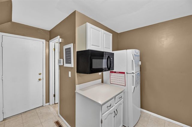 3309 Sunset Drive, Flint, MI 48503