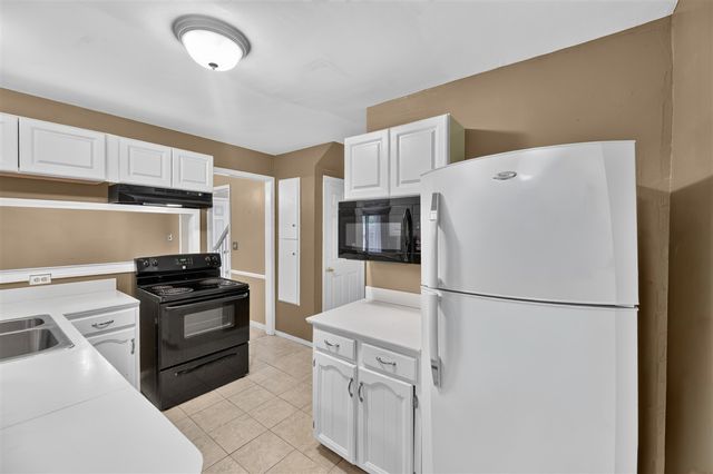 3309 Sunset Drive, Flint, MI 48503