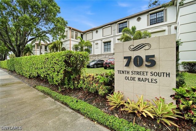 705 10th ST S 202, Naples, FL 34102