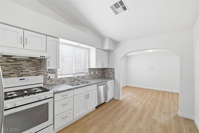 3869 Birchview Court, Las Vegas, NV 89147