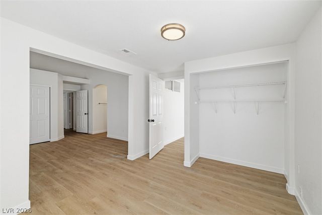 3869 Birchview Court, Las Vegas, NV 89147