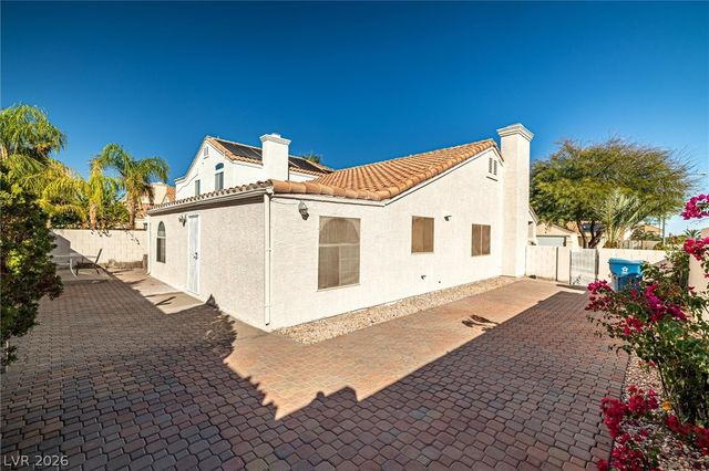 3869 Birchview Court, Las Vegas, NV 89147