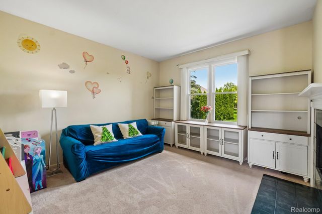45896 Lathum Drive, Novi, MI 48374