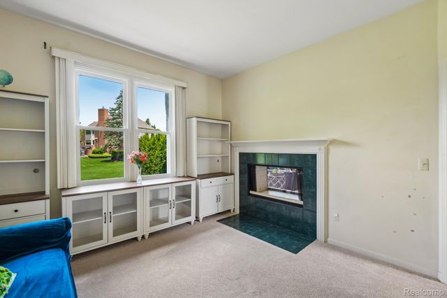 45896 Lathum Drive, Novi, MI 48374