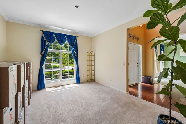 45896 Lathum Drive, Novi, MI 48374
