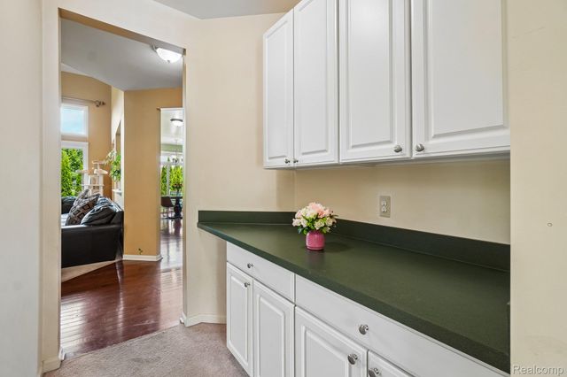 45896 Lathum Drive, Novi, MI 48374