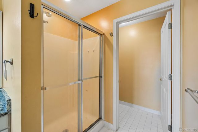 45896 Lathum Drive, Novi, MI 48374