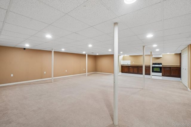 45896 Lathum Drive, Novi, MI 48374