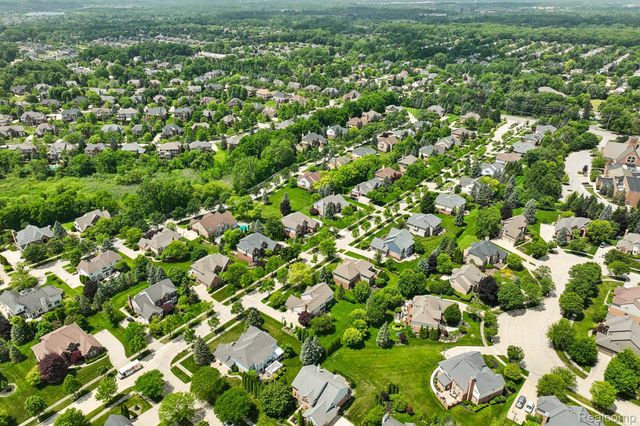 45896 Lathum Drive, Novi, MI 48374