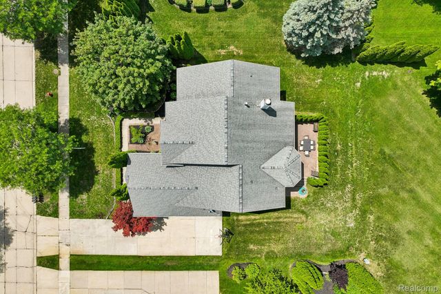 45896 Lathum Drive, Novi, MI 48374