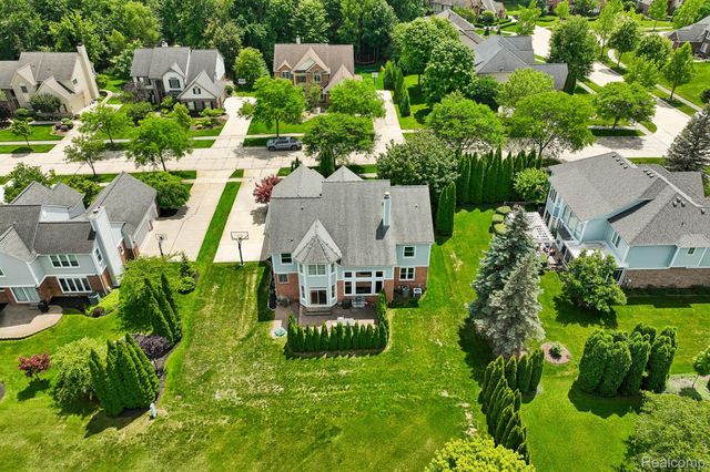 45896 Lathum Drive, Novi, MI 48374