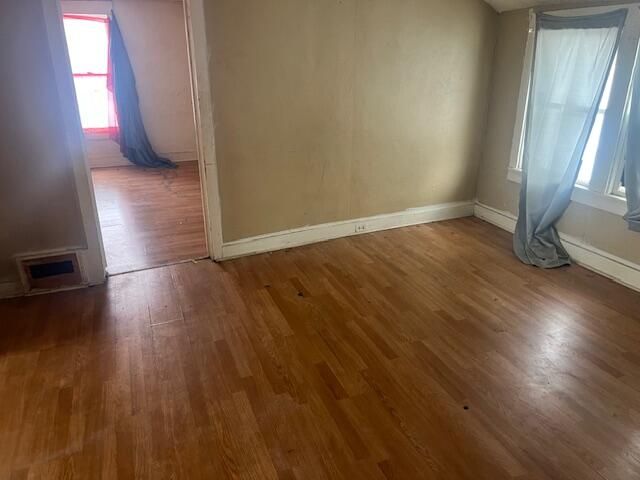 2400 Reynolds Street, Muskegon, MI 49444