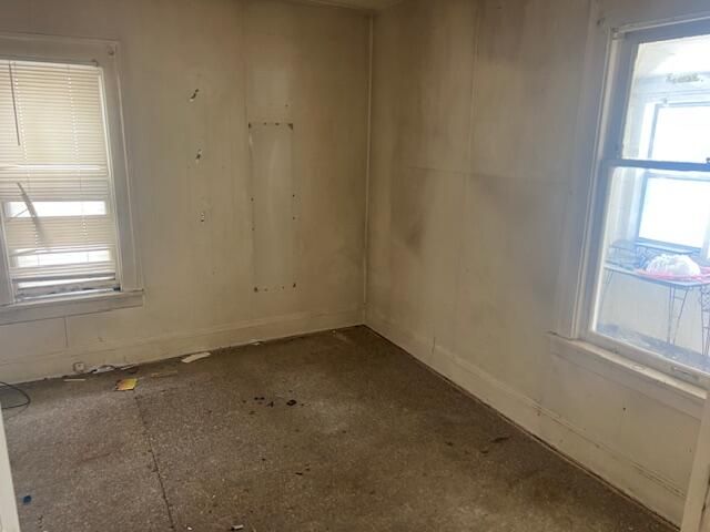 2400 Reynolds Street, Muskegon, MI 49444