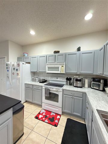 4688 GOLDEN BEACH COURT, Kissimmee, FL 34746