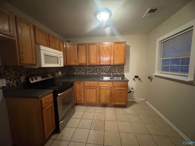 4208 Proctor Circle, Huntsville, AL 35810