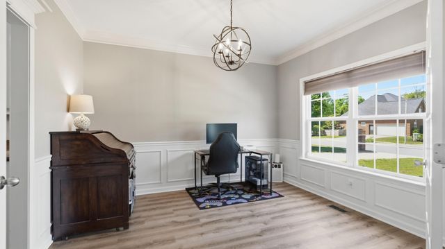 4633 Smitty Dr, Murfreesboro, TN 37128