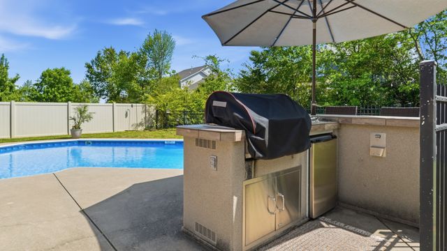 4633 Smitty Dr, Murfreesboro, TN 37128