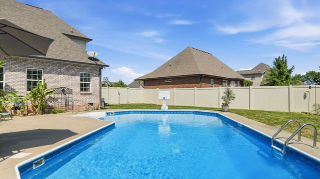 4633 Smitty Dr, Murfreesboro, TN 37128