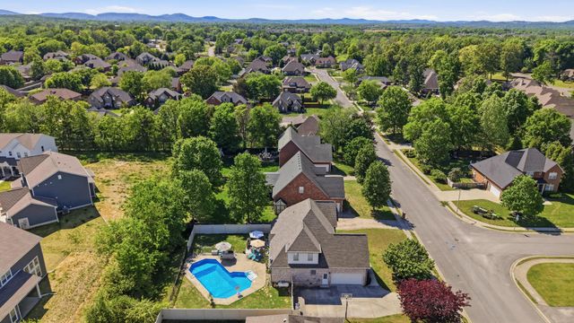 4633 Smitty Dr, Murfreesboro, TN 37128