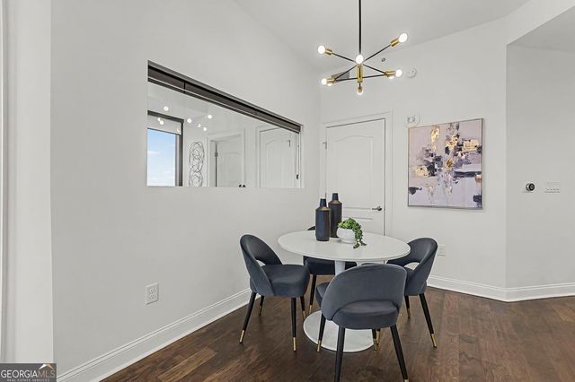 2828 Peachtree Road NW 1704, Atlanta, GA 30305