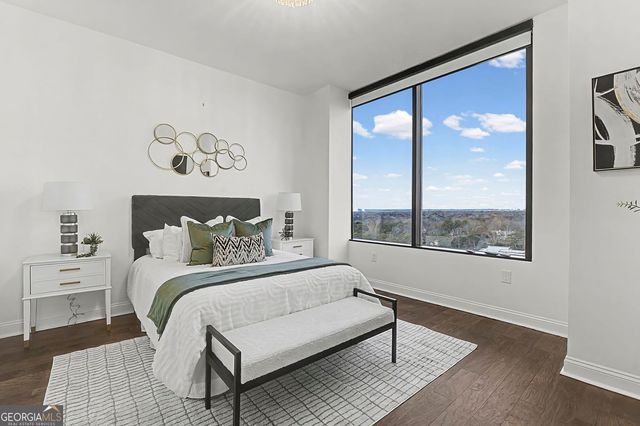 2828 Peachtree Road NW 1704, Atlanta, GA 30305