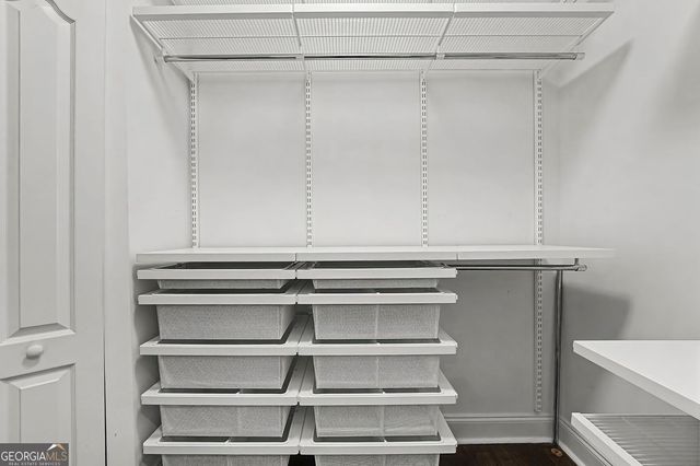 2828 Peachtree Road NW 1704, Atlanta, GA 30305