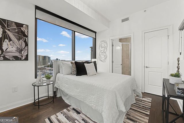 2828 Peachtree Road NW 1704, Atlanta, GA 30305