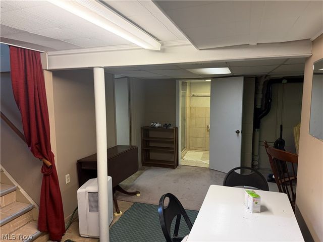 17570 Lakewood Avenue, Lake Milton, OH 44429