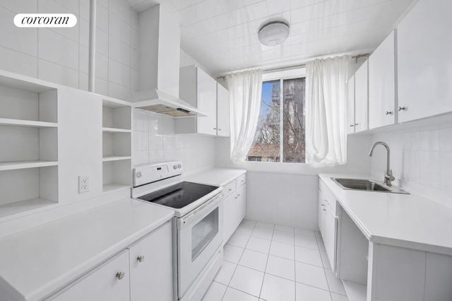 559 4th Avenue, New York City, NY 11215