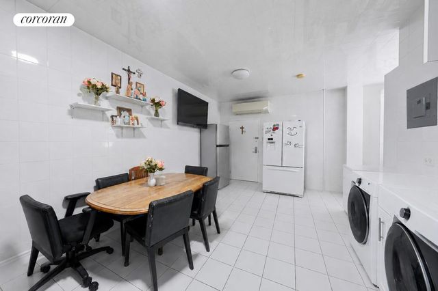 559 4th Avenue, New York City, NY 11215