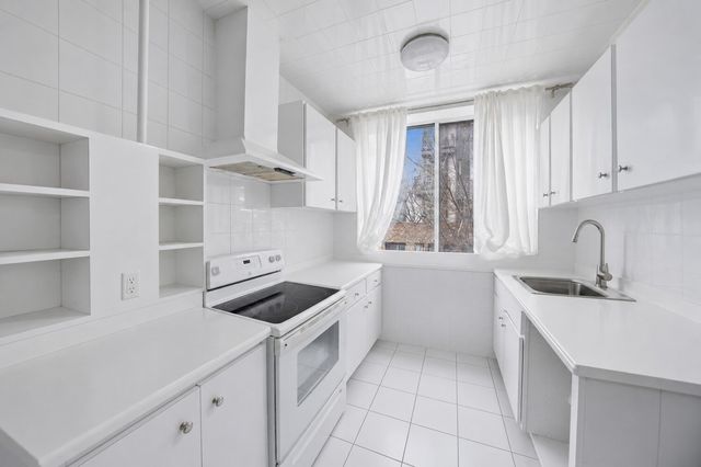 559 4th Avenue, New York City, NY 11215