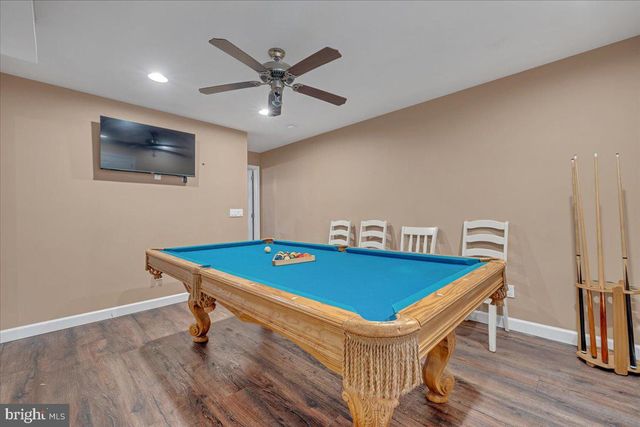 12 BEACHWOOD CT, Lake Harmony, PA 18624